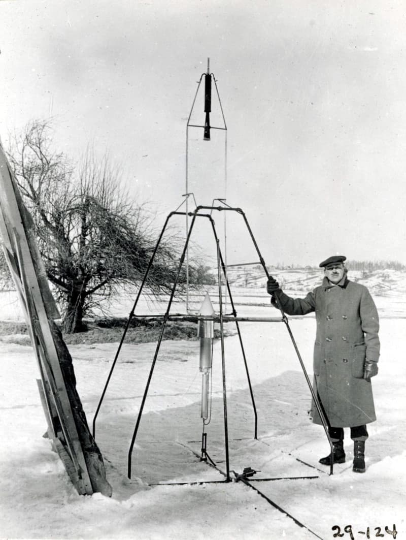Robert Goddard and Nell image