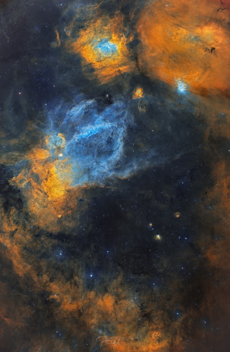 The Claw and Bubble Nebulae image