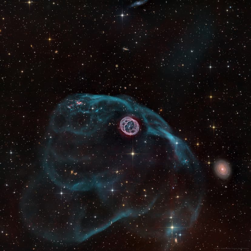 Longmore 8: The Hamster Wheel Nebula image