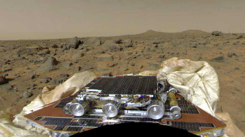 Pathfinder on Mars image