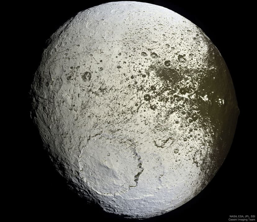 Saturn's Iapetus: Painted Moon image